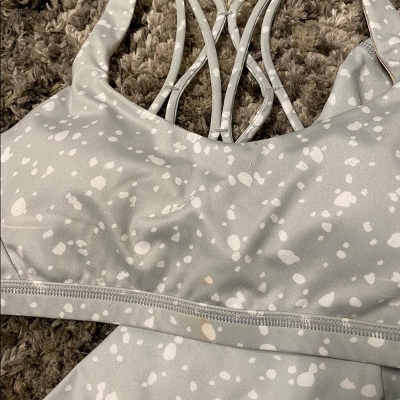 Cherí Fit Snow Bra and Legging - Picture 3 of 6